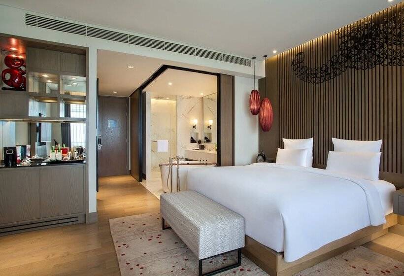 Номер Executive, Pullman Ciawi Vimala Hills Resort