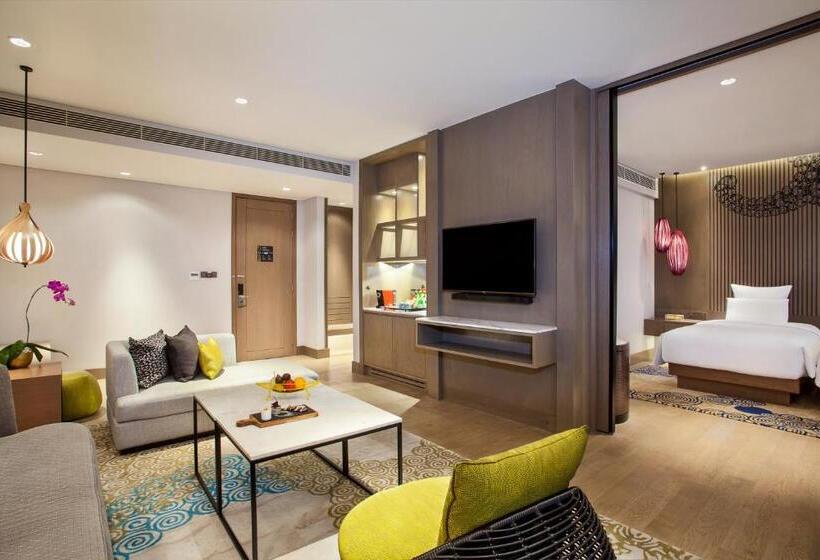 Президентский Люкс, Pullman Ciawi Vimala Hills Resort