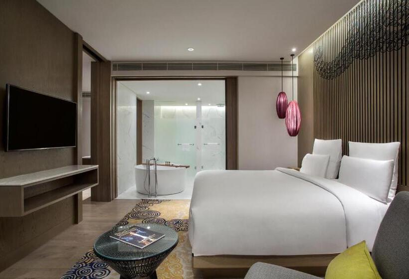 Президентский Люкс, Pullman Ciawi Vimala Hills Resort
