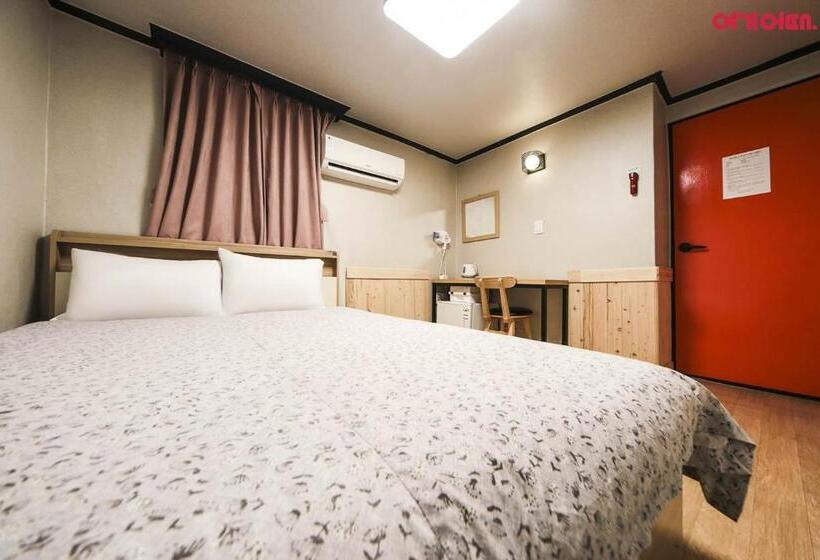 Camera Deluxe, Insadong R Guesthouse