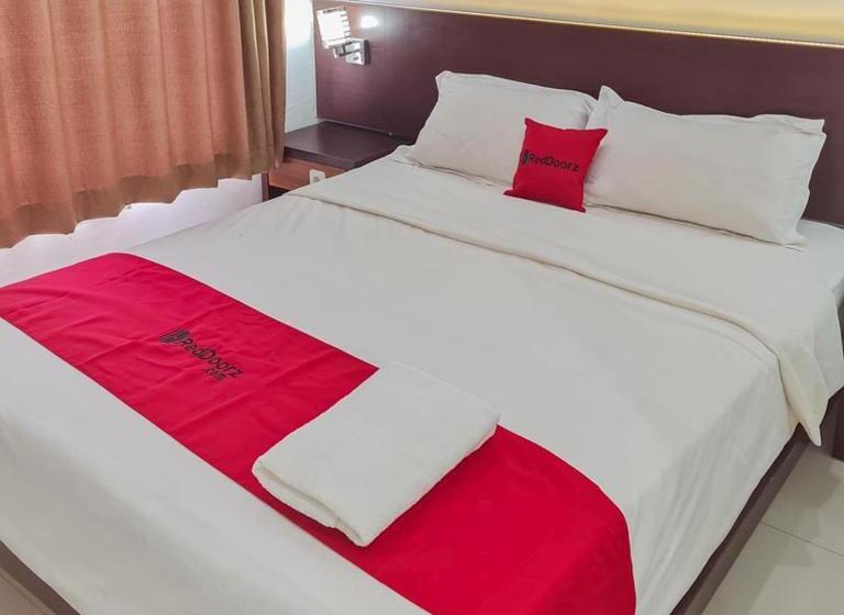 스탠다드 룸, Reddoorz Plus At Hotel Royal Palangka Raya