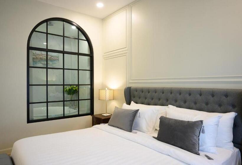 ویلای یک اتاق خوابه با استخر شنا, Villa Seville