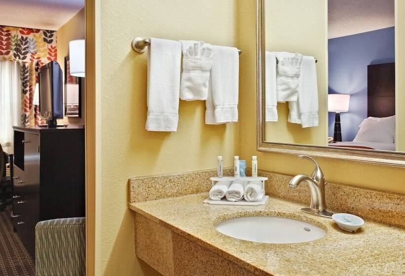 Номер Стандарт 2 Двуспальные Кровати, Holiday Inn Express Hotel Fort Campbell Oak Grove, An Ihg