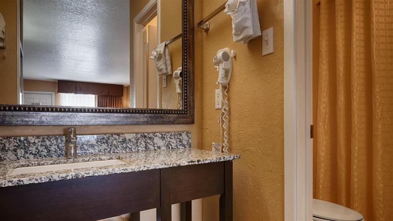 Стандартный Номер Кровать Кинг, Surestay Hotel By Best Western Floresville