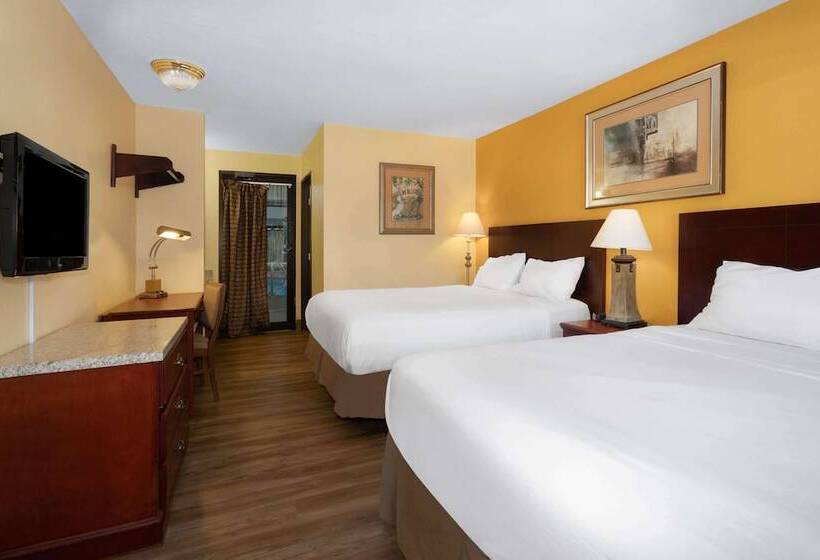 Номер Deluxe, Travelodge By Wyndham Albuquerque East