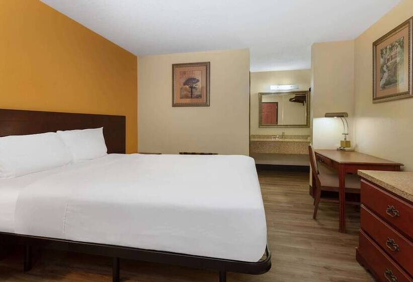 Номер Deluxe, Travelodge By Wyndham Albuquerque East