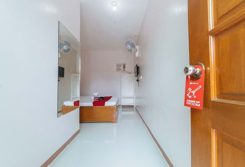 Номер Стандарт, Reddoorz @ Old Buswang Road