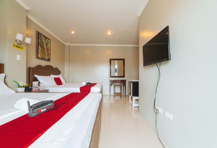 Номер Deluxe, Reddoorz @ Old Buswang Road