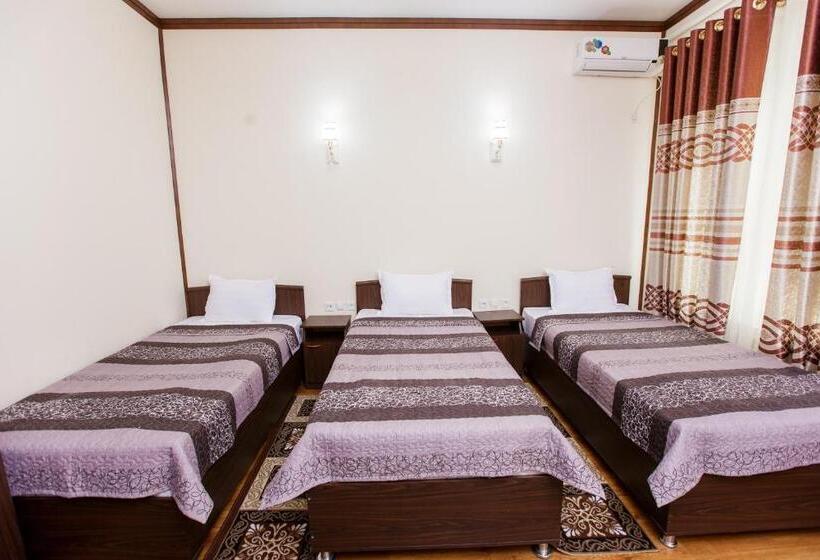 اتاق استاندارد سه نفره, Xurshidabonu Guest House