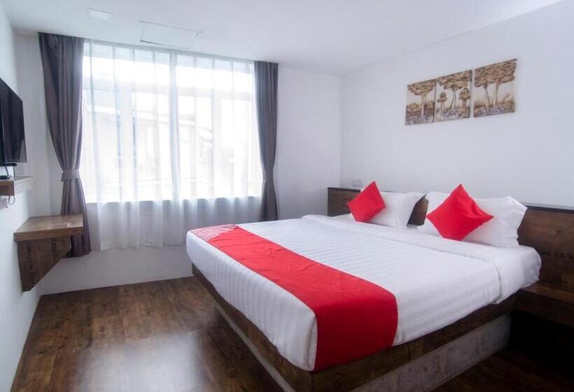 اتاق لوکس با تخت بزرگ, Mandurah Room & Cafe By Oyo Rooms