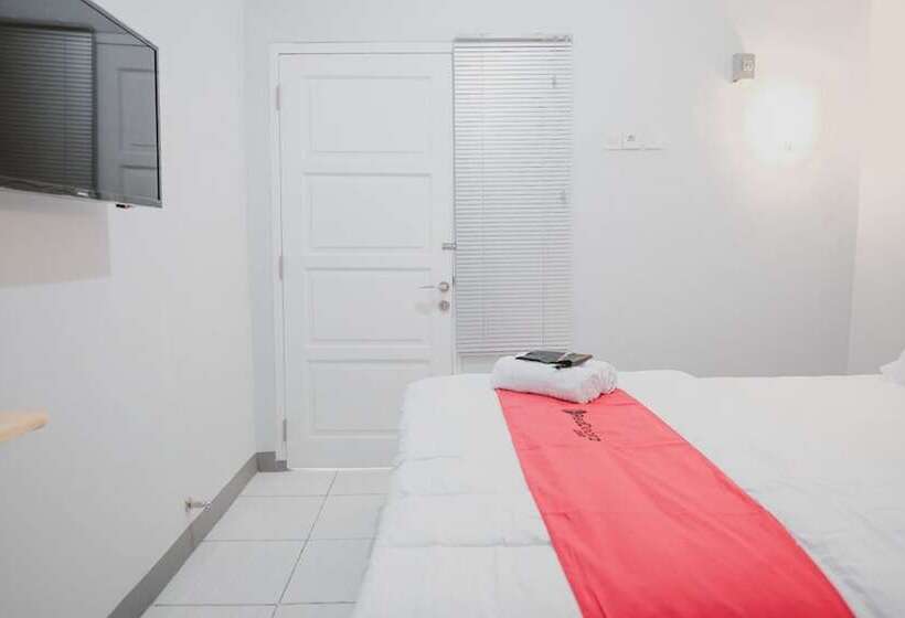 Номер Стандарт, Reddoorz Syariah Near Siloam Hospital Kebon Jeruk