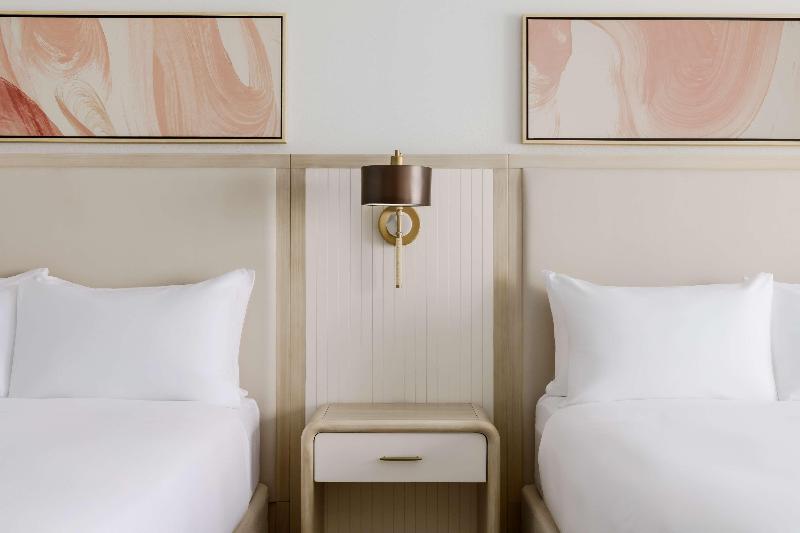 스탠다드 룸 퀸사이즈 침대, Beal House Fort Walton Beach, Tapestry Collection By Hilton