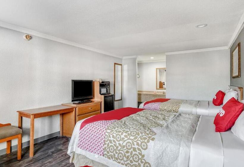 Номер Стандарт, Oyo Hotel Pineville La Hwy 165