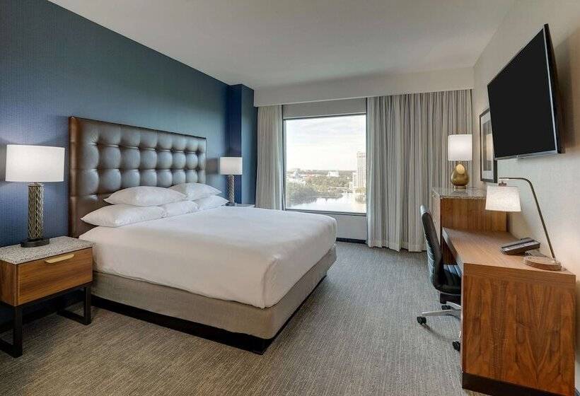 سوئیت برای معلولان, Drury Plaza Hotel Orlando   Disney Springs Area