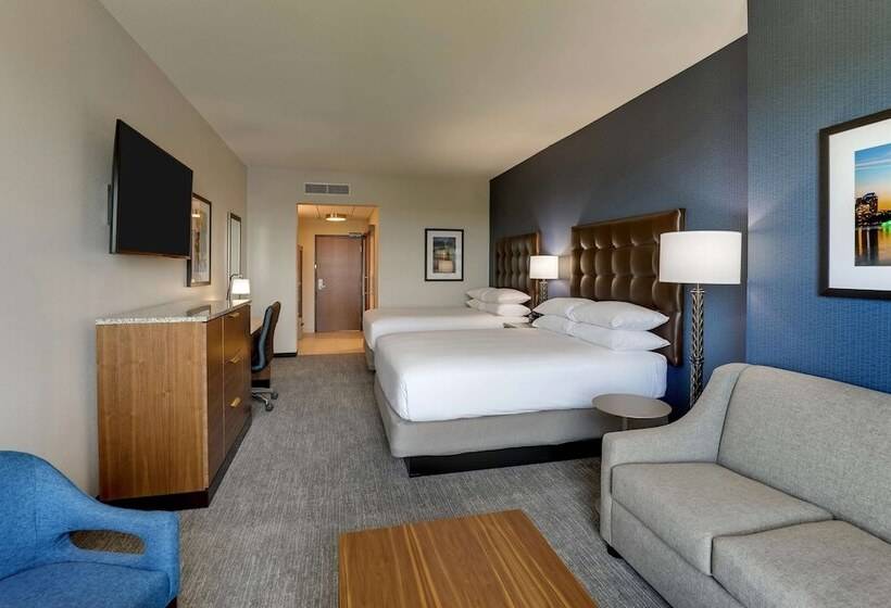 اتاق دلوکس مخصوص معلولین, Drury Plaza Hotel Orlando   Disney Springs Area