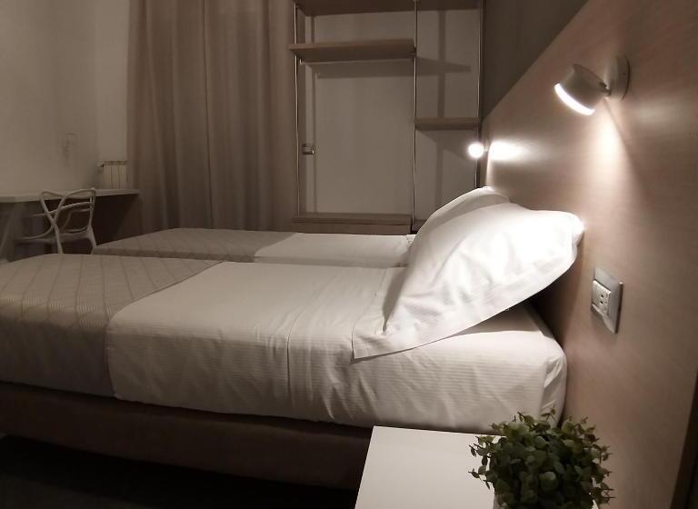 اتاق استاندارد چهار تخته, B&b La Rosa Felice