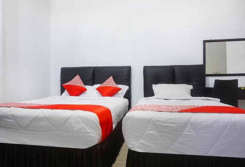 Family Suite, Reddoorz Near Makassar Town Square 2