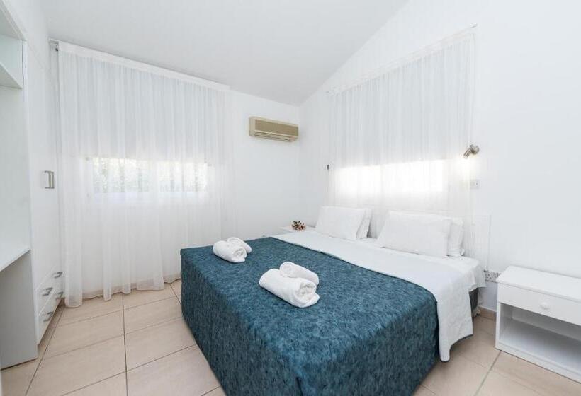 Бунгало Стандарт 3 Спальни, Fig Tree Z Holiday Resort