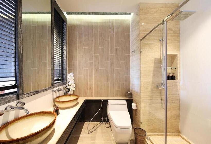 Номер Deluxe Вид на Бассейн, Ananya Lipe Resort