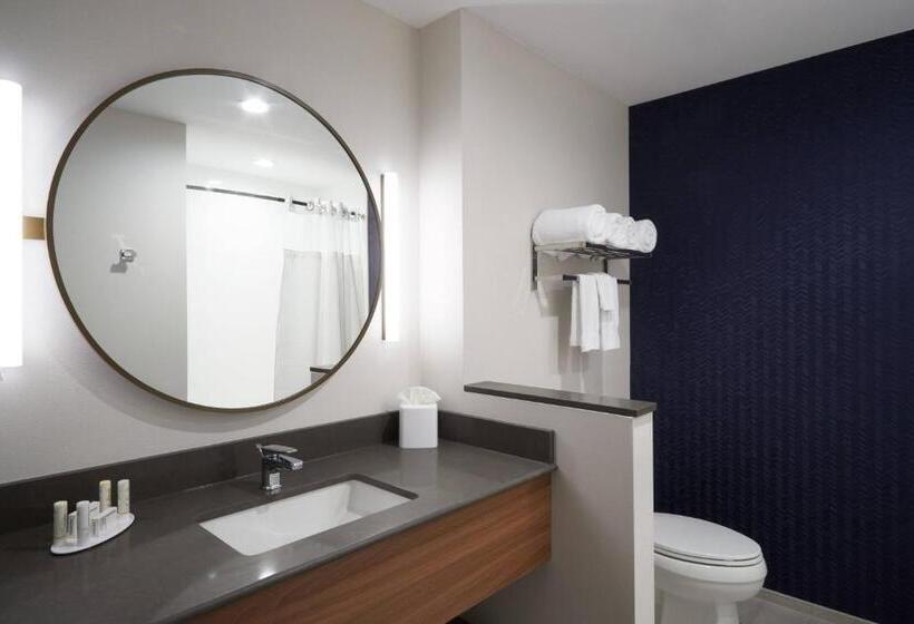 Люкс, Fairfield Inn & Suites By Marriott Riverside Moreno Valley