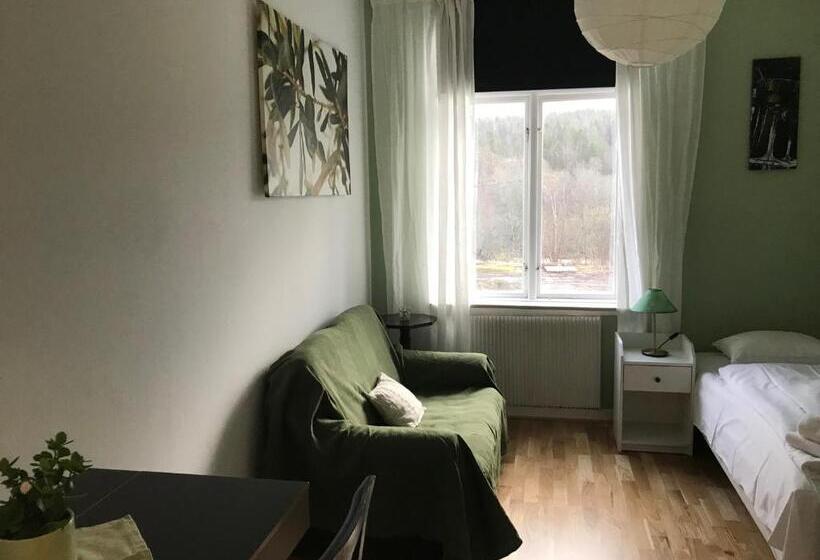 Номер Superior Одноместный, Hunnebergs Gård Hostel & Camping