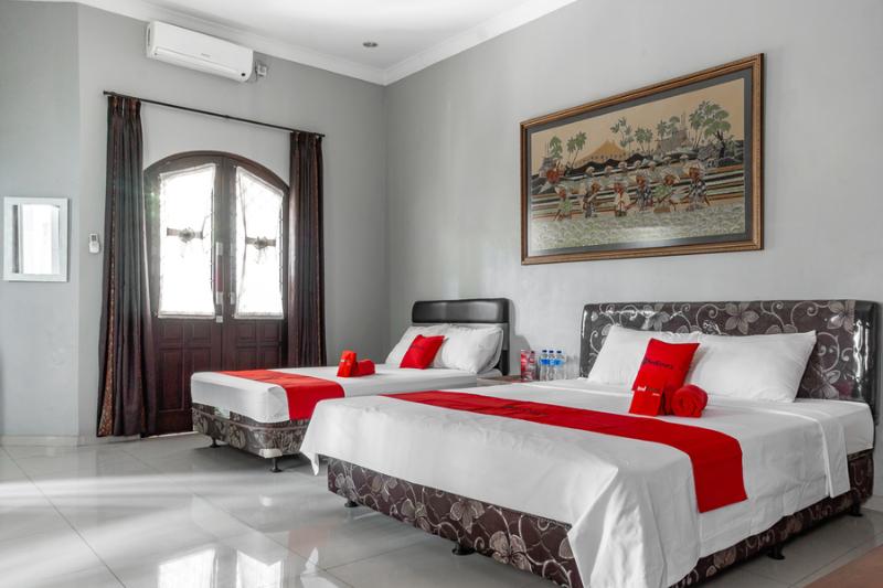 Семейный Номер, Reddoorz Syariah Near Rri Malang