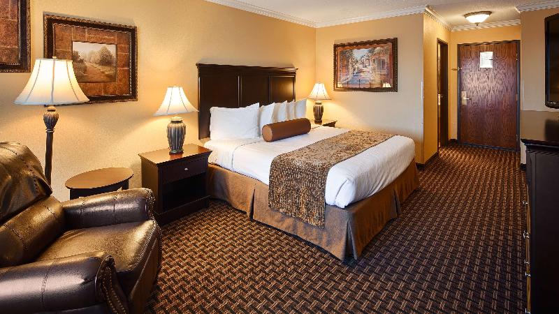 Стандартный Номер Кровать Кинг, Best Western Plus Southpark Inn & Suites