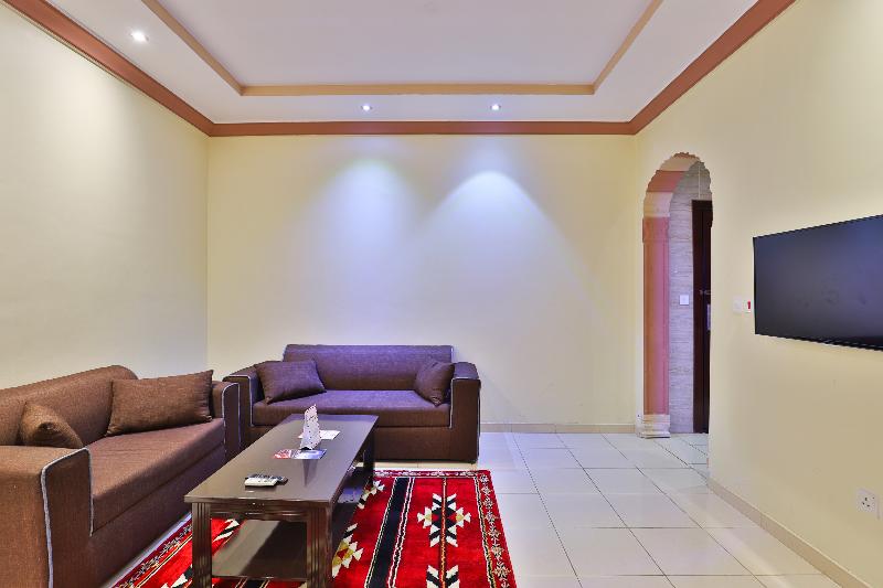 스탠다드 스튜디오, Oyo 273 Star Yanbu  Suites