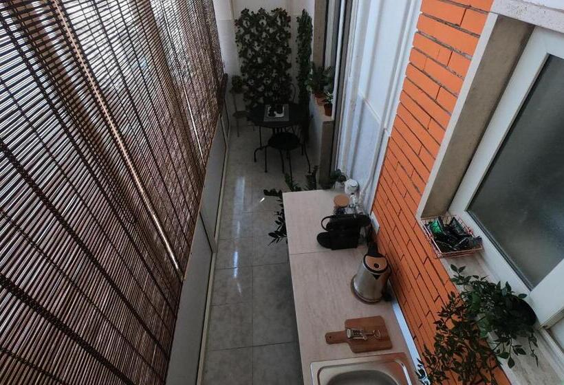 اتاق لوکس با تخت بزرگ, Pinotto Bnb