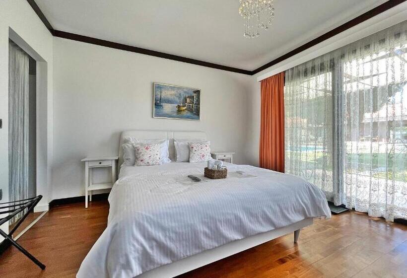 Quarto Triplo Deluxe, Turnabogazi Ciftlik Evleri