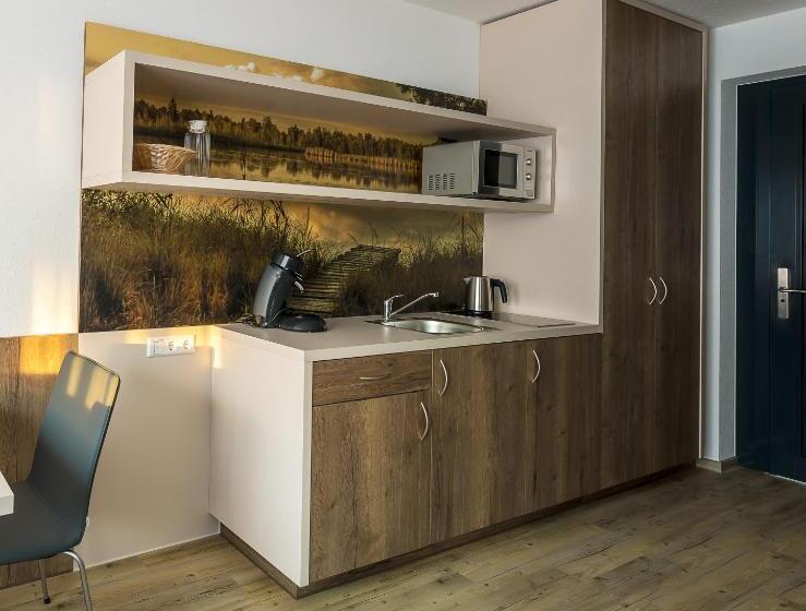Апартаменты 1 Спальня с Балконом, Boarding & House T24