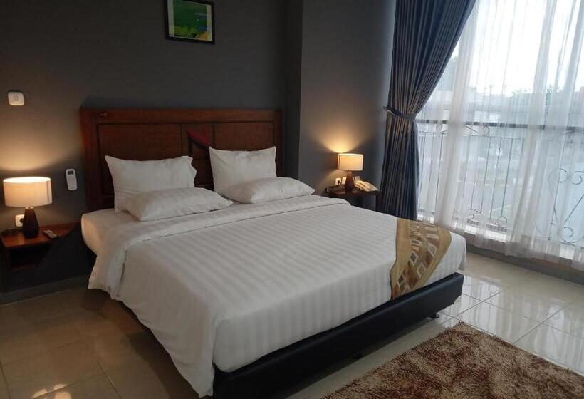 Люкс, Nalendra Plaza Subang