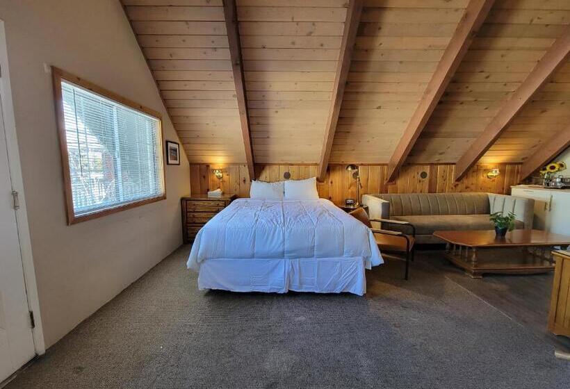 Семейное Студио, Cinnamon Bear Inn
