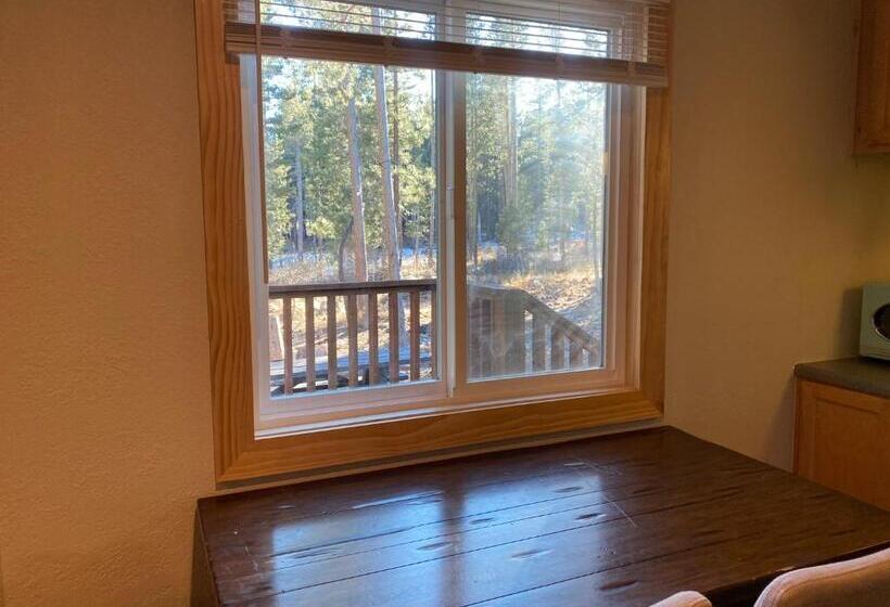Люкс Повышенной Комфортности, Cinnamon Bear Inn