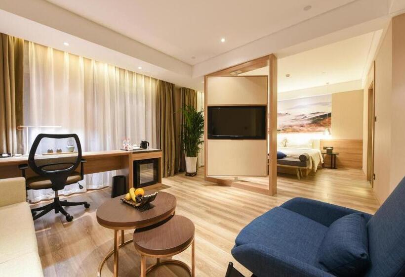 Люкс, Atour Hotel High Tech Changchun