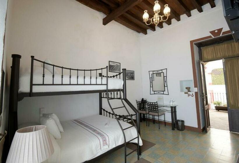 اتاق استاندارد سه نفره, Quinta Alhóndiga Galindo Hotel Boutique