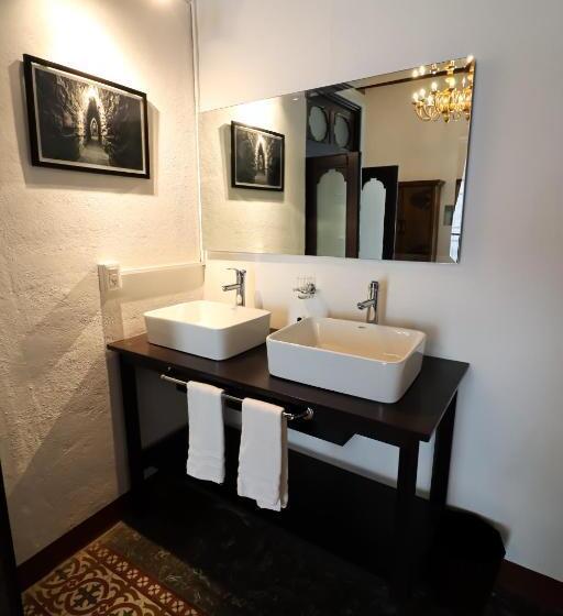 اتاق لوکس با بالکن, Quinta Alhóndiga Galindo Hotel Boutique