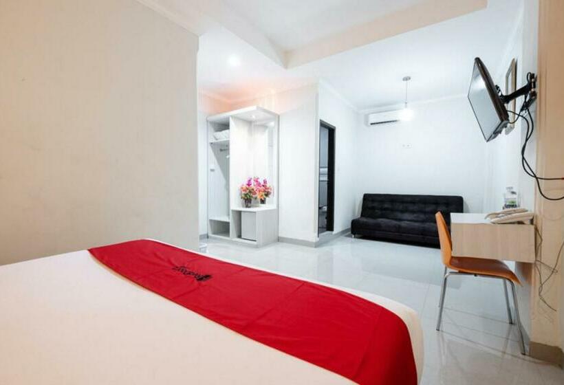 스위트, Reddoorz Plus @ Hotel Alden Makassar