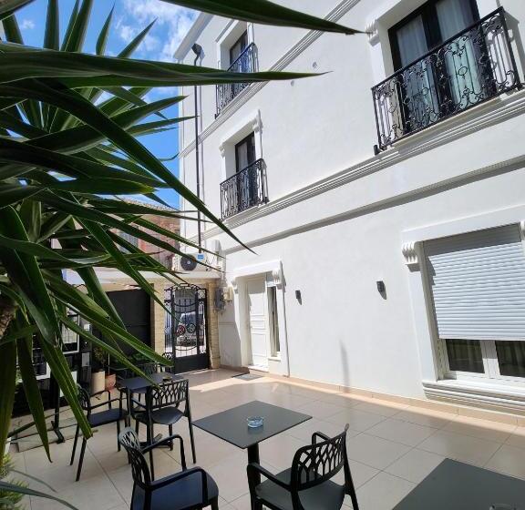 패밀리 스위트, Old Town Villa