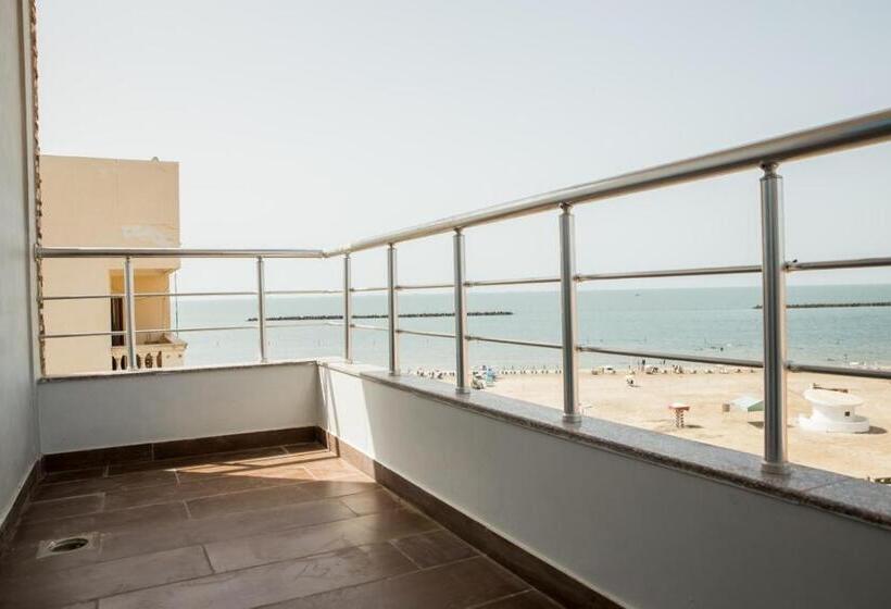 اتاق اساندارد با چشم‌انداز جانبی به دریا, El Mena Beach