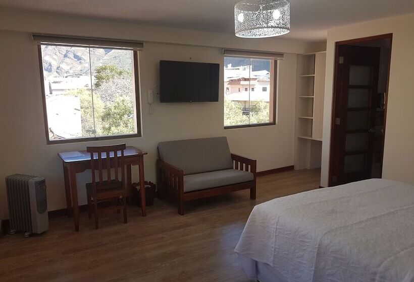 اتاق لوکس, La Posada De Francisca