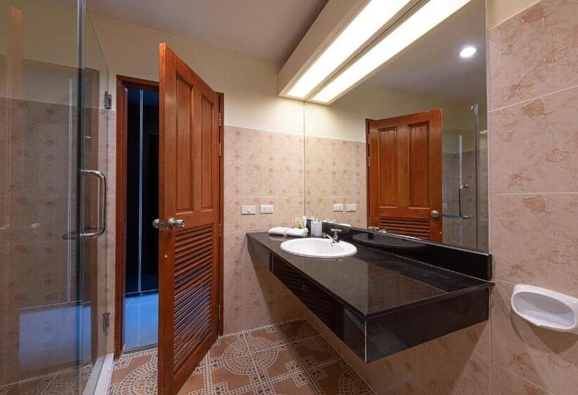 Номер Deluxe Вид на Горы, Blue Beach Grand Resort And Spa