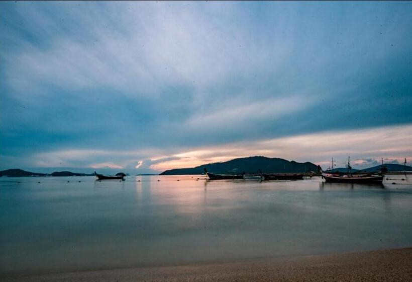 Трехместный Номер Deluxe, Blue Beach Grand Resort And Spa