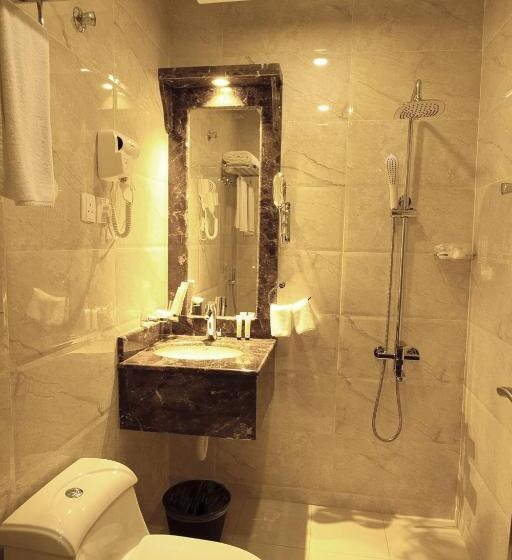 デラックスルーム, Rona Al Khobar