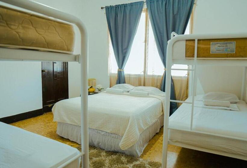 غرفة عائلية, Hostal Villa Grande