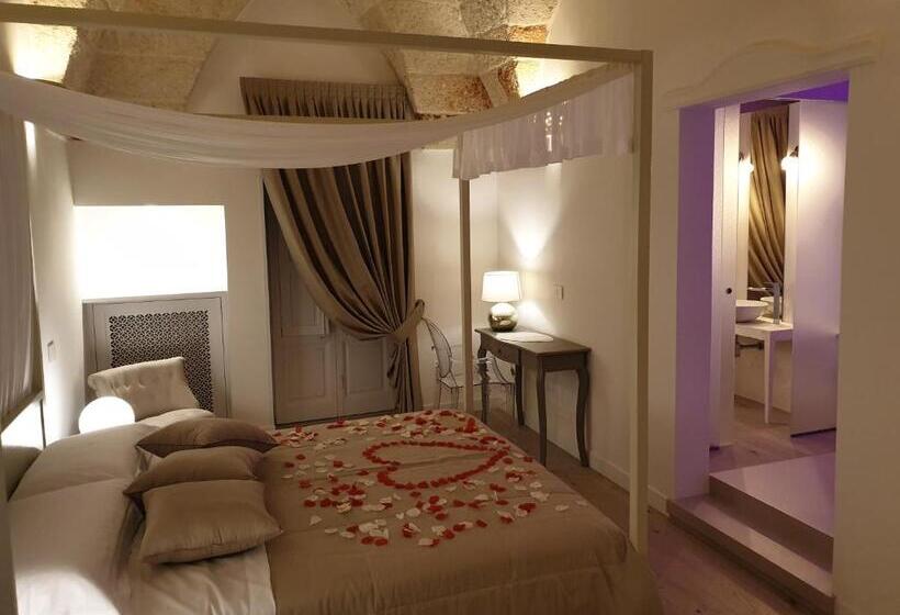 سوئیت با وان آب گرم, Christian S Suites & Spa