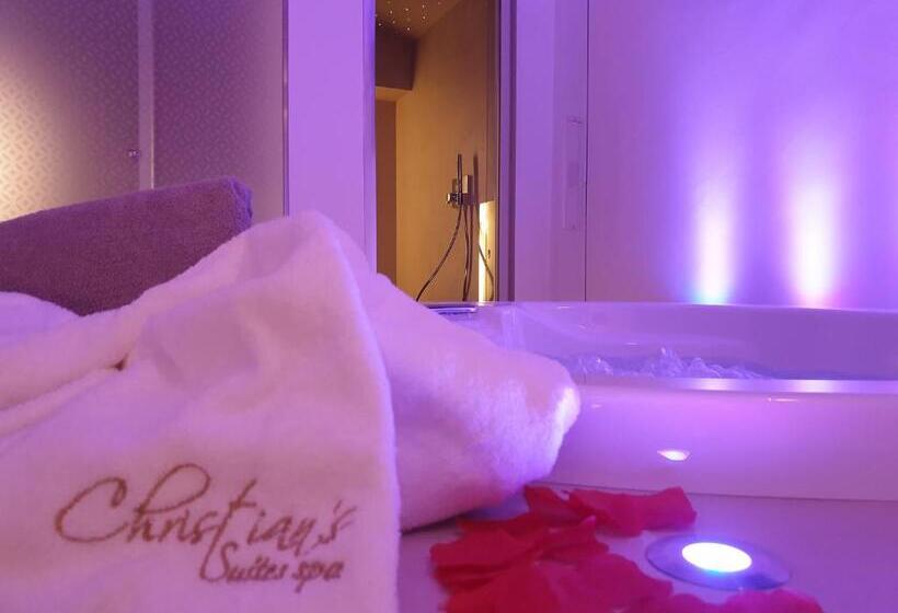 سوئیت با وان آب گرم, Christian S Suites & Spa