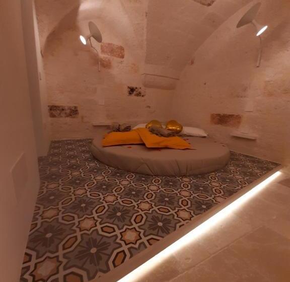 Deluxe Suite King Bed, Christian S Suites & Spa