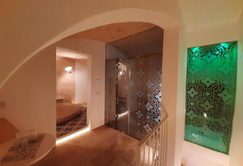 Deluxe Suite King Bed, Christian S Suites & Spa