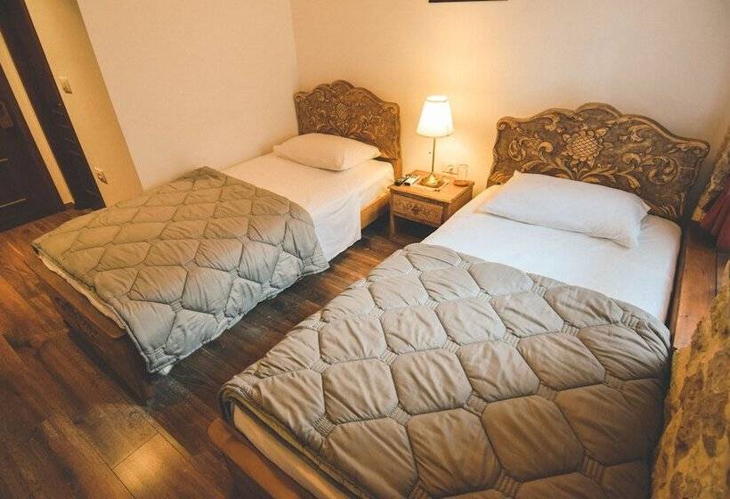 디럭스 룸, 4 Rooms